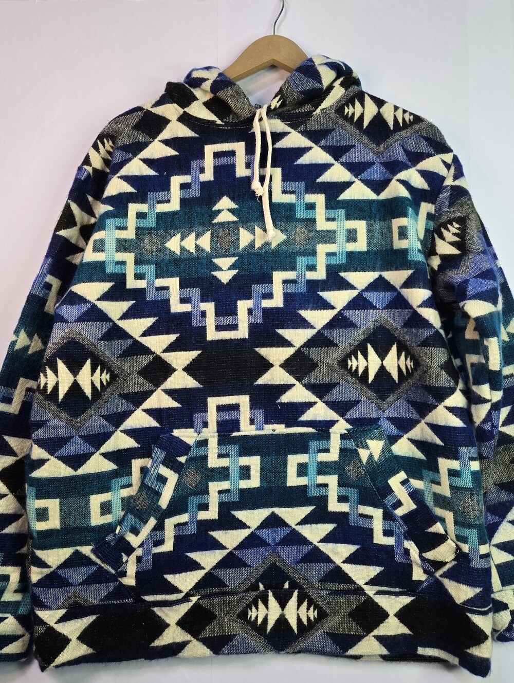 ALPACA WORLD Men's Size L Multi Blue Aztec Print Hoodie, Kangaroo Pocket NWT